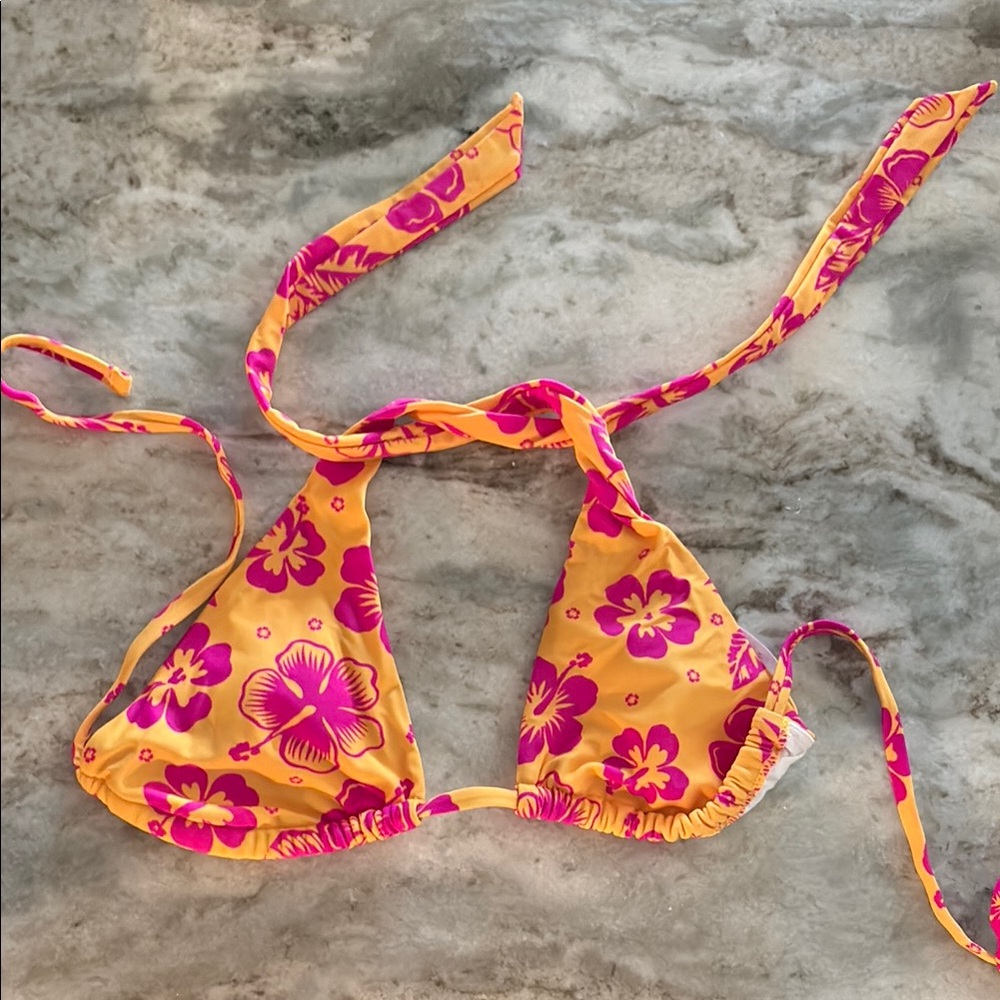 Xhilaration Floral Bikini Top